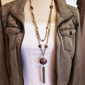 Antique Gold 📿 Chain and Crystal necklace